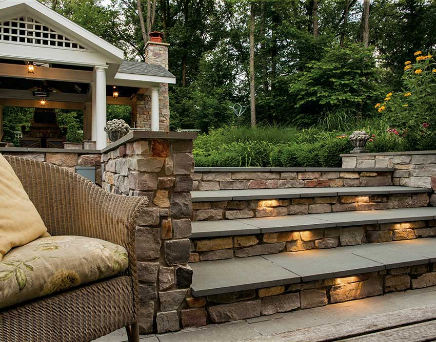 6 low voltage hardscape light fixtures attached to outdoor steps